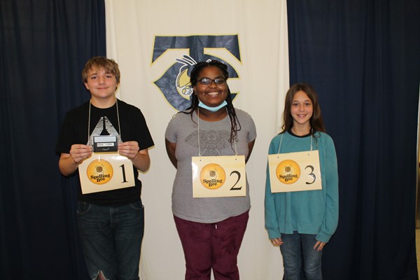 spelling bee 8th grade winners 2021-2022